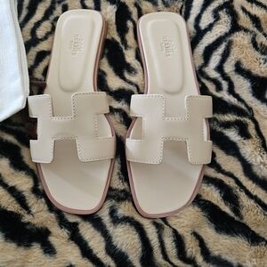Hermes Cream Oran Leather Sandals
